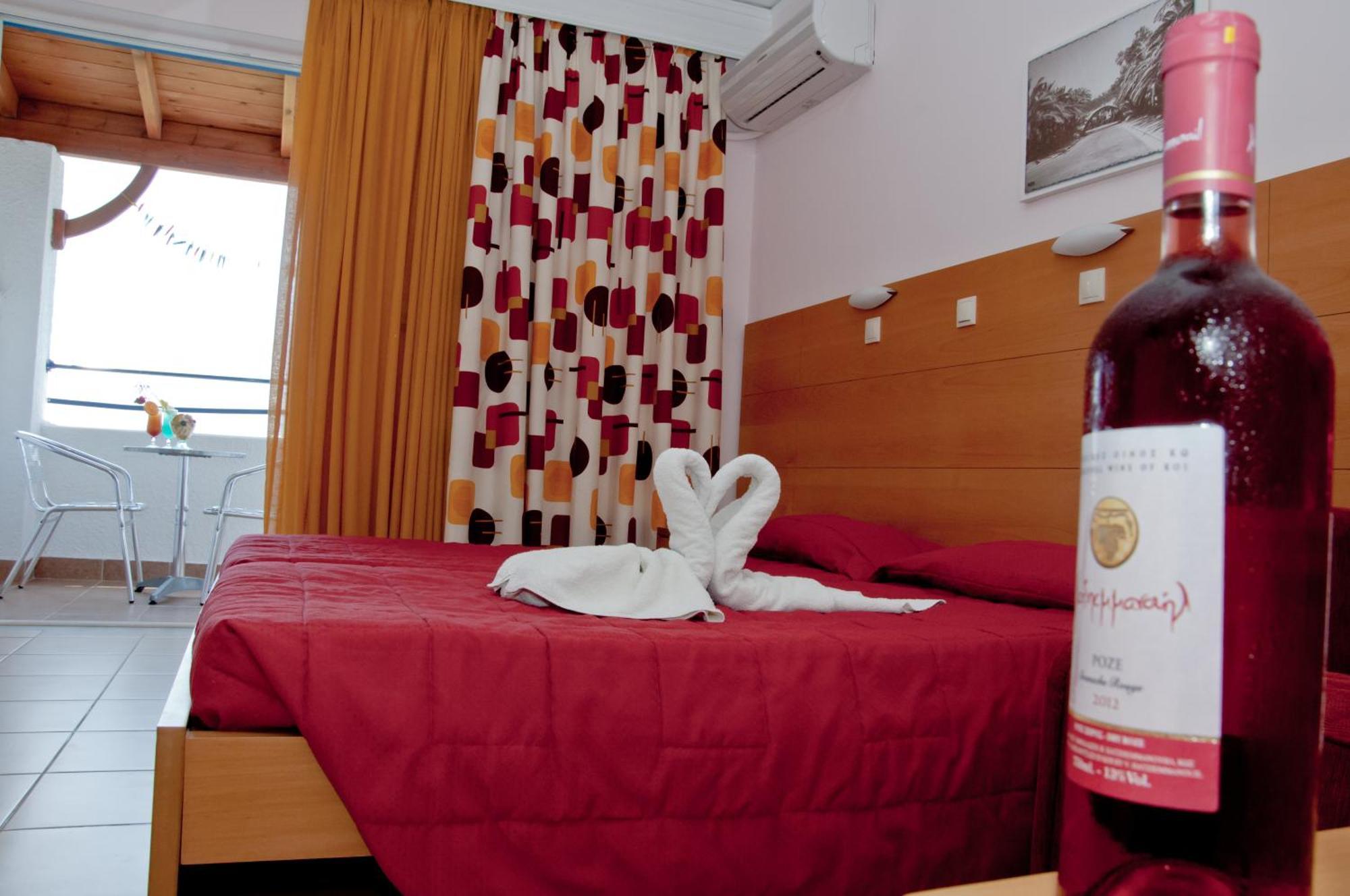 Hotel Tigaki'S Star Exterior photo